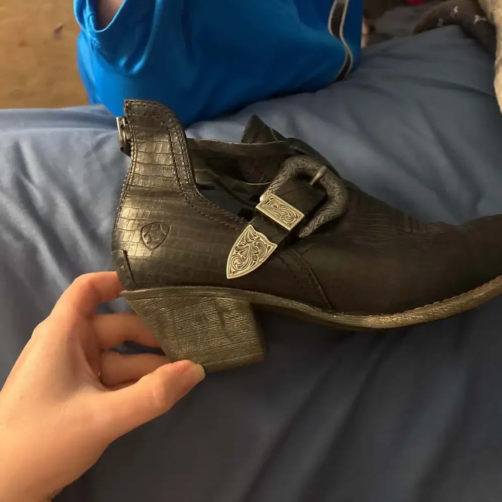 Ariat Dulce Black Leather Western Ankle Booties with Silver Buckle - Picture 1 of 5